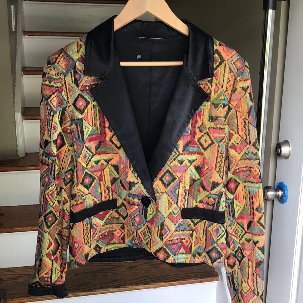 Woven Multi- coloredTuxedo 80’sMINT satin lining